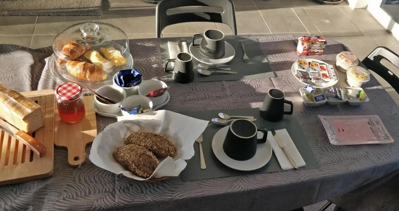 Homestay Casa Jasmim Apartment Algueirao-Mem Martins
